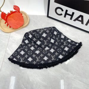 Designer Tassel Colored Plush Fisherman Hat For Autumn And Winter Insulated Cold Proof Windproof Dome Shaped Casual Hat In 3 Colors