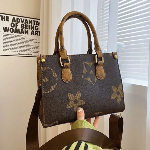 Designer Bag Shoulder Bag Crossbody Bag Luxury Bag Purse Designer 2025 Tote bag design summer senior sense large capacity commuter 2025 hot shoulder bag