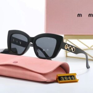 Designer Men High quality Sunglasses Classic Women Large Frame Sunglasses Retros Sunshades Sunglasses With 7 Colors To Choose From