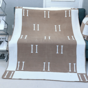 Airplane H Cashmere Wool Blanket Sofa Single Letter Home Textiles Office Nap Air Conditioning Cover Blankets