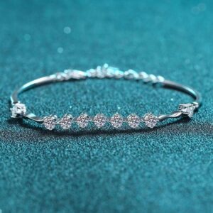 Chic Woman's Jewellery Piece Made from High-Quality Silver Alloys Embellished With Radiant Man-Made Diamonds