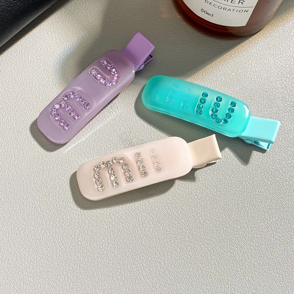 Hairband with letter pattern set with diamonds, jelly-colored duckbill-shaped hair clip for detangling unruly hair