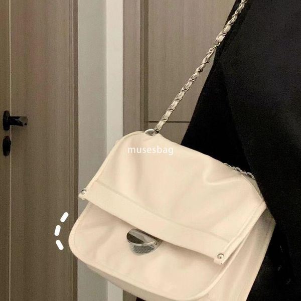 Niche design trend texture underarm bag for women's new shiny leather single shoulder bag chain bag versatile large capacity crossbody bag
