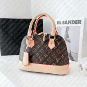 Stylish Black Leather Messenger Purse Crossbody Bag with ral Design Designer Handbag for Men and Women pochette Multiple pockets fashion Messeng bag