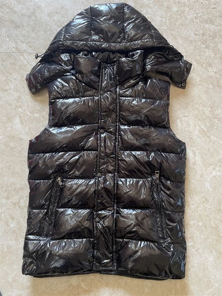 Men Cold Weather Vest Designer White Duck Down Padded Jacket Fluffy Thick Outerwear NFC Scanning Parkas Plus Sizes Couple Black Down Jacket Upgraded version