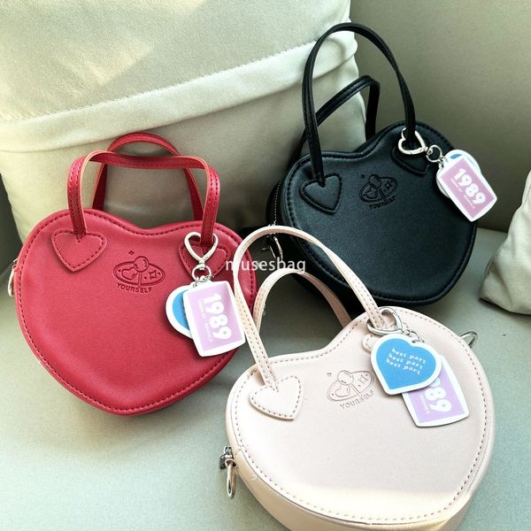 New street trend niche design with cheese and milk candy homemade sweet girl crossbody bag playful peach heart handbag mini heart shaped bag