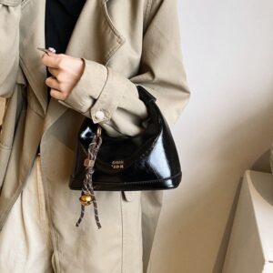 New high-end sense niche autumn and winter texture single shoulder crossbody bag ladies