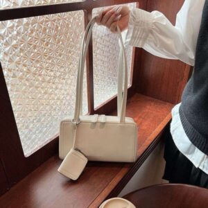 Small high-end Western style Underarm 2025 New Women's Simple and Versatile Single Shoulder Fashion Commuter Pillow Bag