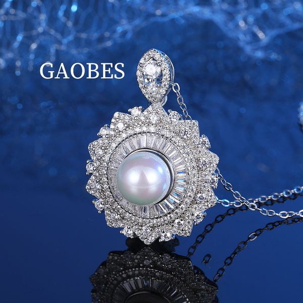 High-Quality S925 Sterling Silver Elegance: A Beautifully Crafted Neckpiece Adorned by Precious Stones