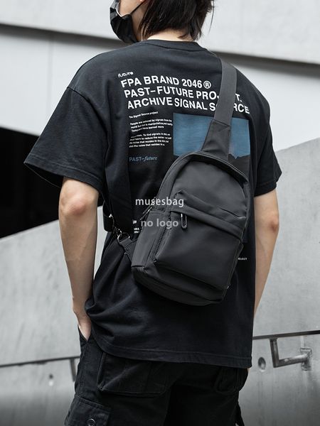 New Japanese lightweight crossbody bag men's casual chest bag small backpack outdoor sports crossbody bag small bag