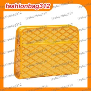 Designer Clutch Bags Luxury Tote bag Womens mens Make up Cross Body Shoulder Bags handbag Toiletry Kits Messenger Bags Cosmetic Bags Evening Bags Briefcases Flap