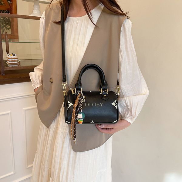 OLOEY designer fashionable Versatile vintage letter shoulder crossbody tote bag Free shipping 2025s style dh7293413e