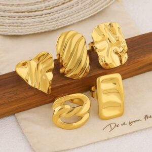 Sophisticated 18-Karat Yellow Gold Plate Hollow Ear Cuff Decorations Featuring Classic Shapes