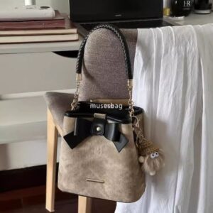 High end and niche design retro and versatile Instagram commuting bucket bag new Maillard high-end bow handbag shoulder bag