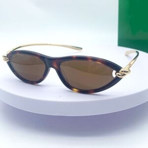 Stylish Designer Womens Mens Knot Cat Eye Sunglasses 1390S Popular Colored Lenses Cat eye Sunglasses Elegant Noblewoman Travel Vacation UV400 Glasses