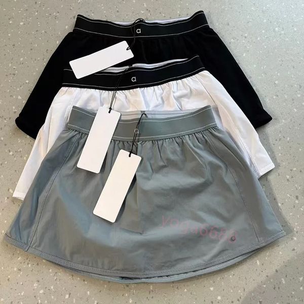 Yoga short skirt and shorts Comfortable Nude Anti glare Tennis Quick Dry Breathable Yoga Loose Casual Sports Skirt