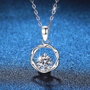 Luxurious Designer S925 Sterling Silver Necklace with Genuine 1Ct Moissanite Stone