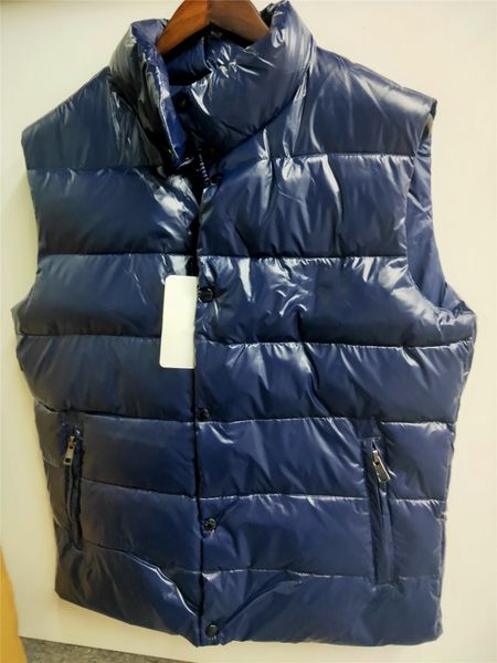Designer Men Down Vest Thick White Duck Padded Jacket Fluffy Outerwear for Winter Keep Warm Parkas with Plus Size Options for Men Classic Jacket with NFC