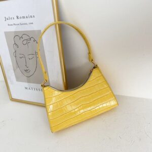 Designer bag luxury bag women's chain shoulder bag Fashionable and high-end crossbody bag Commuting is versatile and simple 101