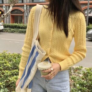 Women Knits Tops Casual Sweet Style Designer Cardigan Knitwear Embroidered Pink Sky Blue Soft Cotton Slim Fit Asian Size Spring Fashion