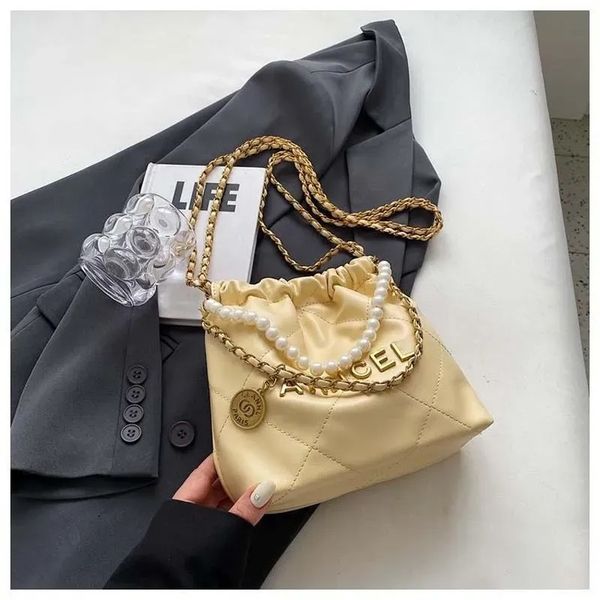 Designer bag fashionable luxury handbag shoulder bag new casual handbag fashionable luxury women's daily crossbody bag small hand-held wallet 007