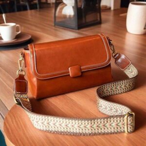 Genuine leather women's 2025 new fashionable cowhide versatile commuting simple and stylish small square bag single shoulder crossbody bag