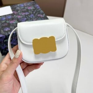 Mini cross body designer bag Womens tofu bag Classic girl shoulder bags Fashion wallet 5A top with box