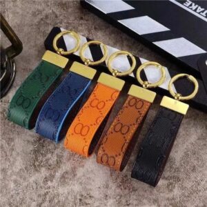 Designer Keychain Classic Fashion Men Women purse Keychain luxury delicacy High Quality Leather designer bag charm Lanyard Gold Plated Keychain Car Keychain