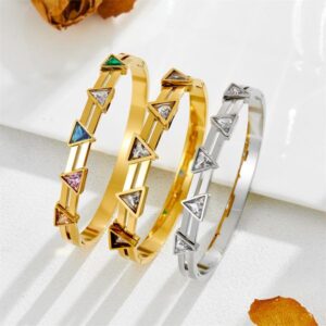 Wholesale Personality 3pcs Mixed Stainless Steel White CZ Triangle Cuff Bracelets Waterproof Titanium Steel Colorful Gemstones Geometric Hand Bangles Jewelry
