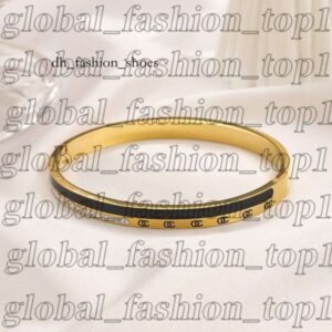 coche 20 Style Designer Bracelets Women Bangle Classic Brand Leather Bangle Bracelet Luxury Party Wedding Gifts Jewelry Accessories e2c e84