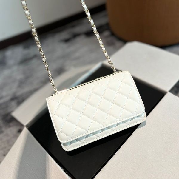 NEW 2024 Fashion Classic bag Designers bags Shoulder bag Chain bag Women Leather Handbags Womens crossbody Vintage Clutch Tote Messenger bags Armpit bag 19m