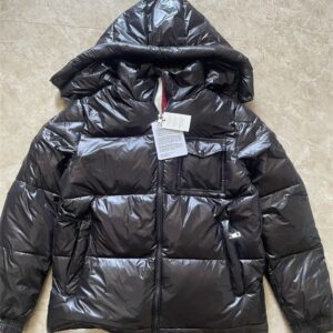 Men Black Puffer Jacket Black Designer Puffer Jacket for Men Fluffy Winter Parkas with NFC Scanning Made with White Duck Down Plus Size Down Coat Couple jackets Vest