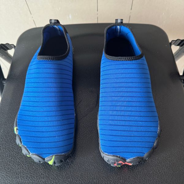 Breathable Indoor/Outdoor Couple's Yoga Footwear Perfect for Aquatic Activities