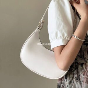 Small and trendy design single shoulder bag crossbody bag summer versatile underarm bag crescent bag women's handheld bag new bags