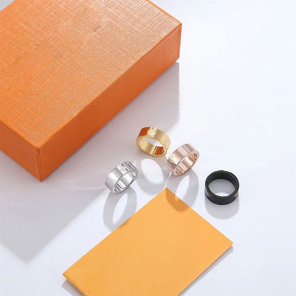 Fashion Band Rings Designer Simple Ring Personality for Man Women 4 Colors