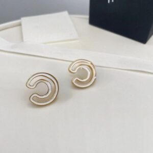 Women Jewelry Metal Fashion Designer Pearl Necklace Exquisite Accessories Festive Exquisite Gifts