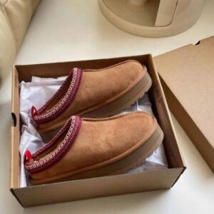 Cloudbust Shoes Sneakers Boot Oversize Sneaker Trainers Thunder Knit Luxury Designer Light Rubber Sole 3D 2024 Men Womens Tazz Slipper Snow Booties