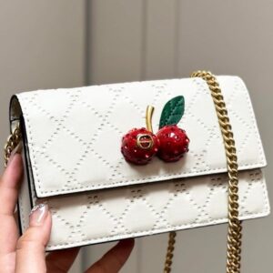 Designer bag women tote Bag genuine leather Shoulder Bags flip closure exquisite bag shaped handle Multiple colors for summer travel tote bag Luxury Bag 001