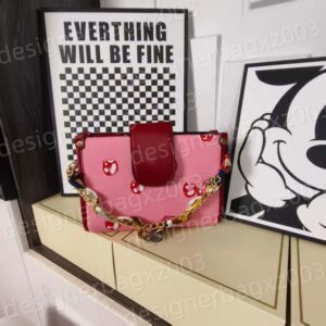 Designer Bag Luxury Bag Crossbody Versatile New Wallet Purse Card Holder Womens Bag Simple Chain Crossbody Retro PU Handbag Luxury Bag Wallet Designer