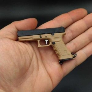 G17 Mini Gun Detachable DIY Semi Alloy Keychain Pistols Pendant Decoration Childrens Toy