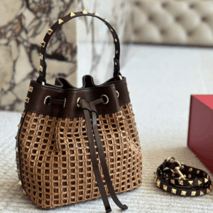 Fashionable drawstring bucket bag retro commuter bag luxury designer bag women's single-shoulder bag, high-end handbag practical crossbody bag shopping bag