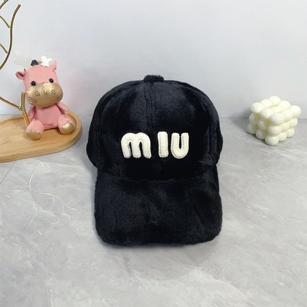 Designer Winter Fisherman Hat Knitted Casual Hat Men And Women Fisherman Hat Winter Outdoor Warm Urine Hat Winter 4 Colors To Choose