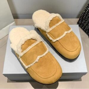 Fashion Luxury Brand Autumn Winter Fur Sandals Slippers Designer Soft Warm Baotou Shoes Flip Flops Anti-Slip Female Slides Furry Fluffy Faux Fur Warm Indoor Shoes