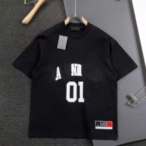 Simple and enduring design is a loose-cut style of unisex T-shirt, embroidered T-shirt, 01 short-sleeved Tshirt, modified letter short-sleeved T-shirt…