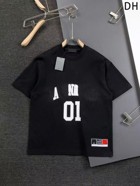 Simple and enduring design is a loose-cut style of unisex T-shirt, embroidered T-shirt, 01 short-sleeved Tshirt, modified letter short-sleeved T-shirt...