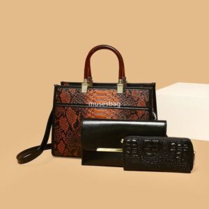 High quality women's designer temperament fashionable retro versatile large capacity snake skin pattern niche handbag single shoulder bag set mother and child bag