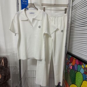 Designer skimss cotton V-neck short sleeved shirt sports fashion Tracksuit Women Sweatshirts tracksuit Cardigan