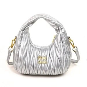 Designer bag 2025 new fashionable luxury shoulder bag luxury bag crossbody bag classic handbag bowling crossbody bag fashionable women's bag 10