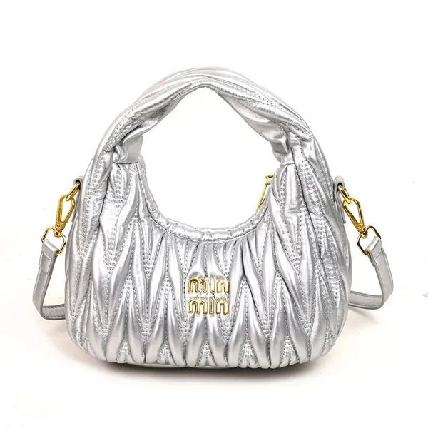 Designer bag 2025 new fashionable luxury shoulder bag luxury bag crossbody bag classic handbag bowling crossbody bag fashionable women's bag 10