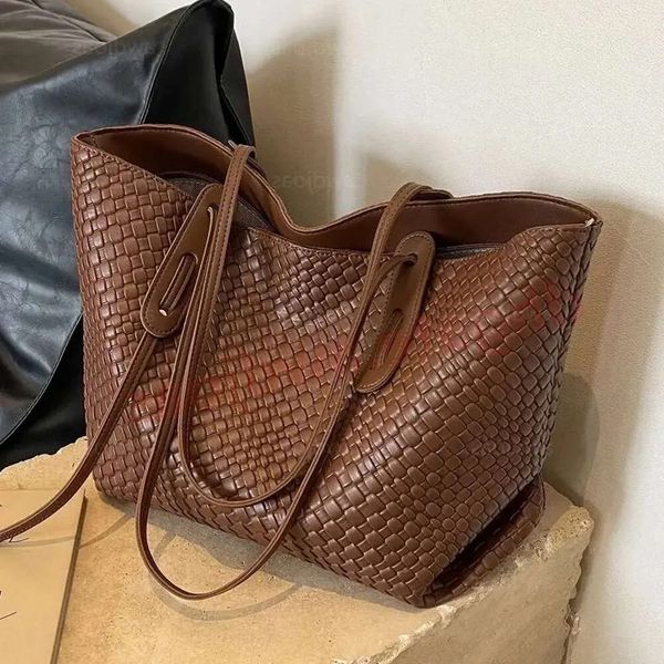 Designer bags large quilted tote bags luxury bags women's genuine leather large capacity travel bags Tote bags Multipurpose